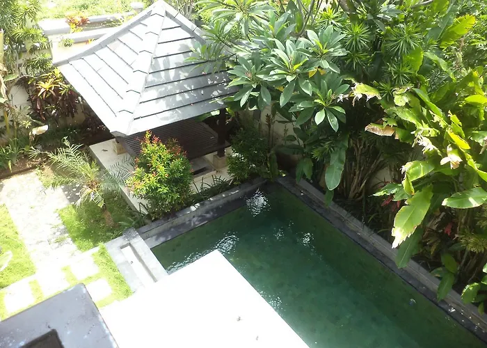 Villa Degung De Brata Family
