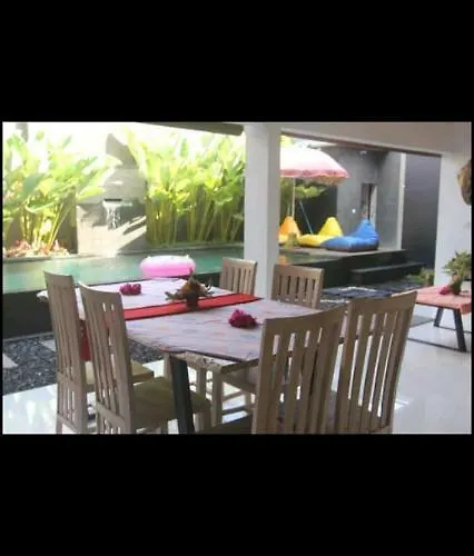 Degung De Brata Family Legian (Bali)
